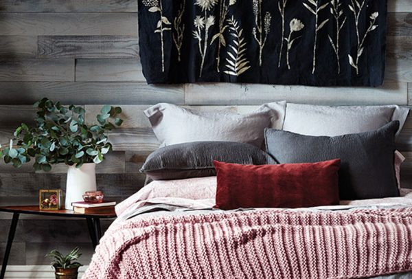 7 Ways to Cozy Up Your Space for Fall - 29Secrets