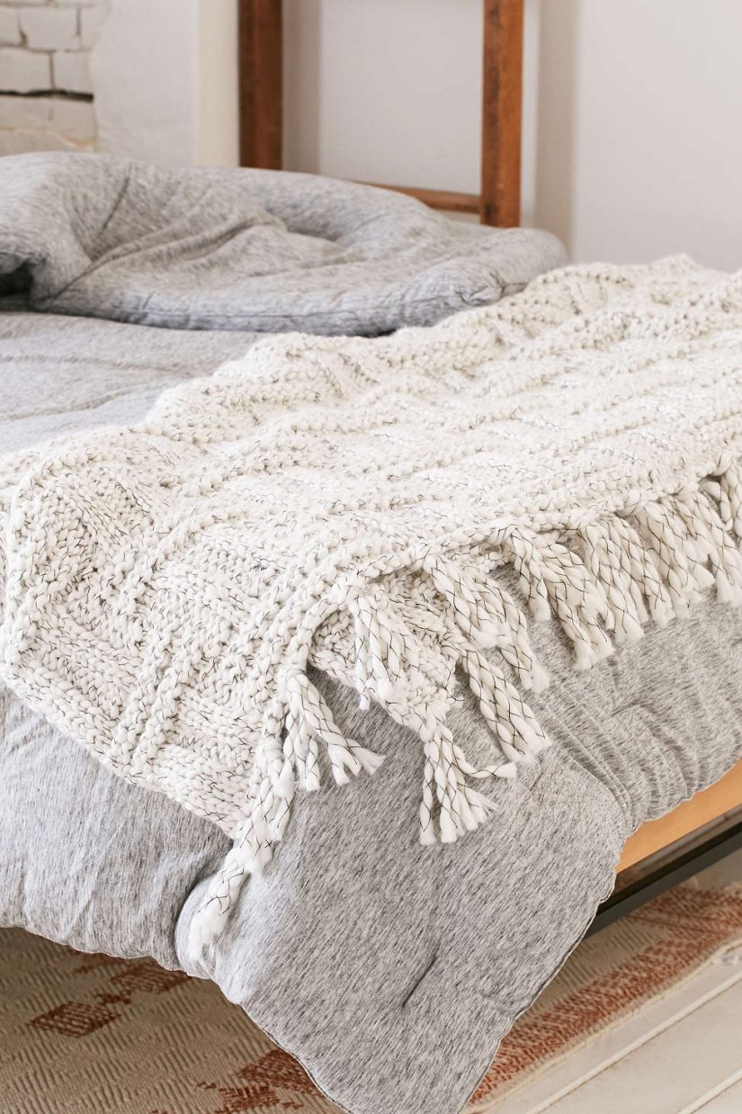 7 Ways to Cozy Up Your Space for Fall - 29Secrets