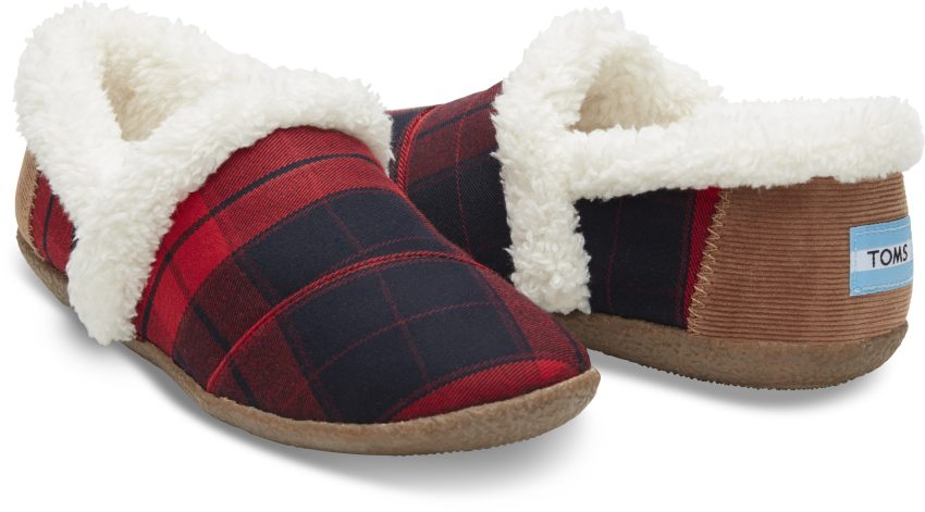 toms-womens-red-and-black-plaid-house-slipper