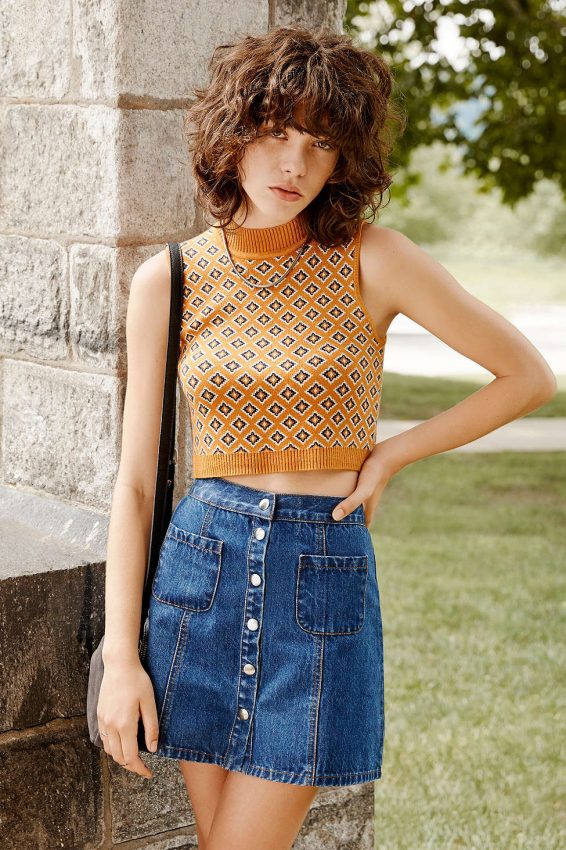 skirt_urbanoutfitters_36350957_040_b