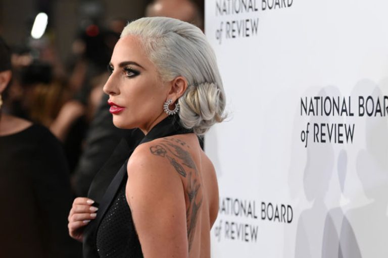 Lady Gaga, R. Kelly, And The Responsibility Of Collaborators - 29Secrets