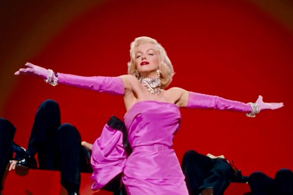 THE STORY OF: Marilyn Monroe's Signature Blonde Hair - 29Secrets