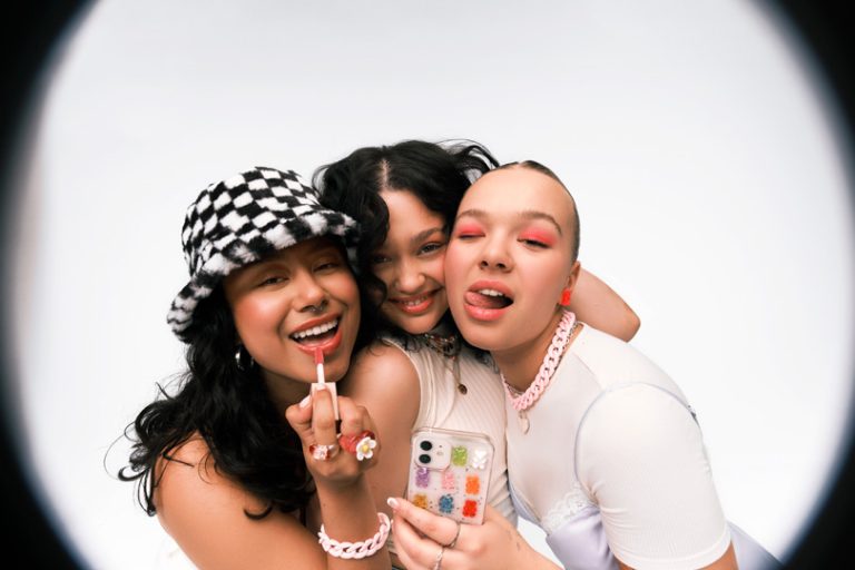 Ardene's New Campaign 'That Ardene Energy' Is A 2022 Vibe 29Secrets