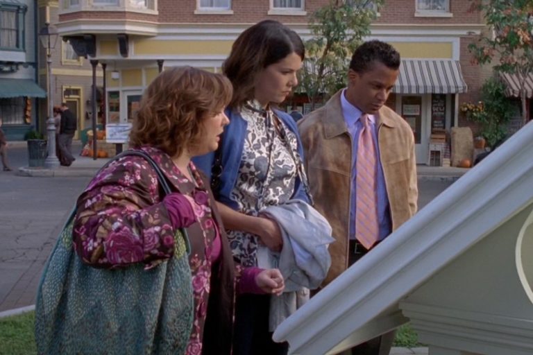 Gilmore Girls, Season 6, Episode 6 Recap: Welcome to the Dollhouse