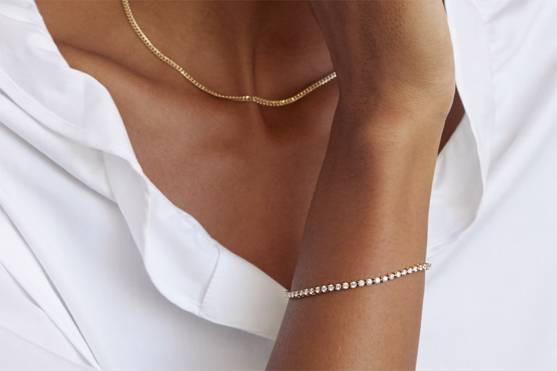 Serve Tenniscore Glam By Accessorizing With This Timeless Jewellery Piece