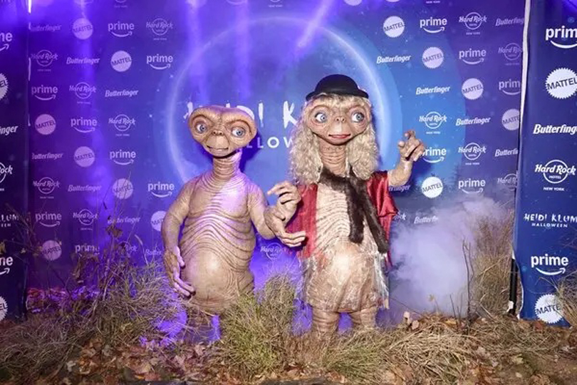 Heidi Klum's Epic ET Halloween Costume Took 1 Year And 30 FX Artists To Create - 2