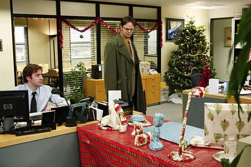 Here's Every Christmas Episode Of 'The Office' To Stream This Holiday Season - Moroccan Christmas