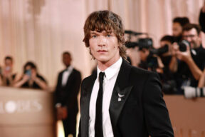 Connor Storrie's Golden Globes Jewellery Choice Subtly Referenced His Heated Rivalry Character's Fear Of Loons