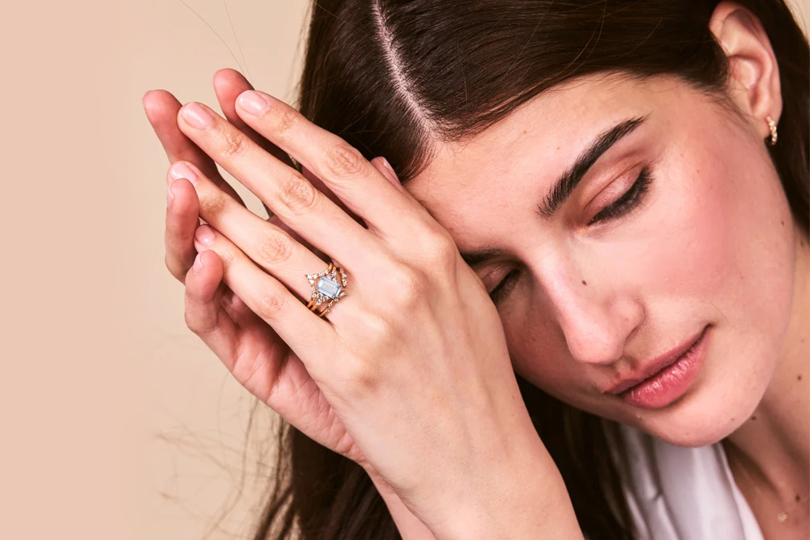 These 3 Diamond Alternatives Are Trending In Engagement Rings: Sapphires