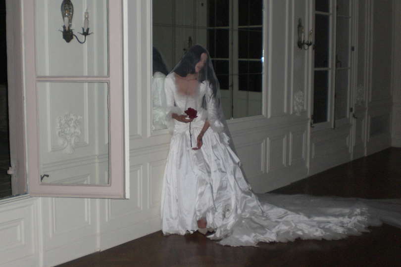 Gabbriette and Matty Healy’s Victorian Gothic Wedding Was a Rock ’n’ Roll Fever Dream - HEADER