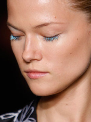 DKNY Turquoise lashes