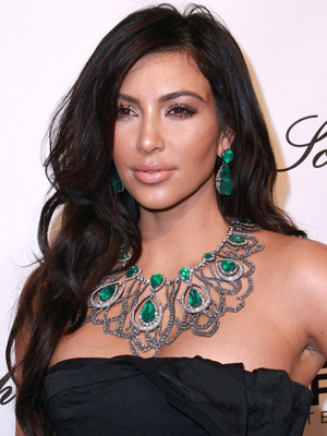 B - Kim Kardashian Hair 300x400