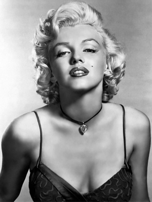 B - Marilyn Monroe 300x400