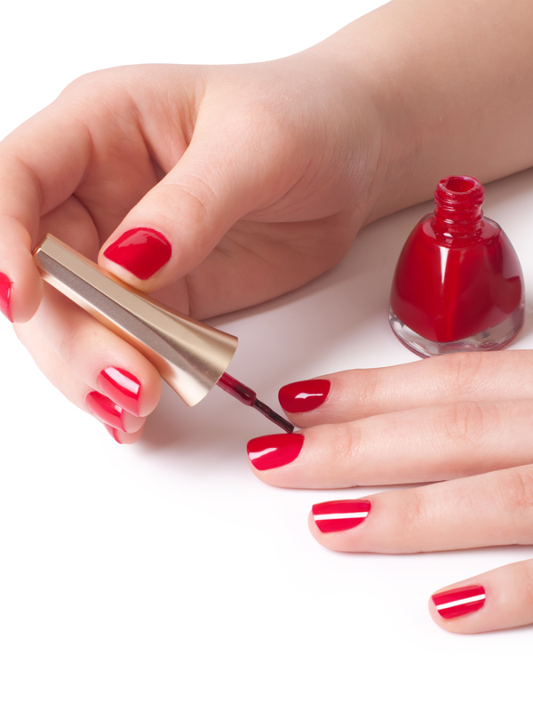 Step-By-Step Guide To A Shellac Manicure - 29Secrets